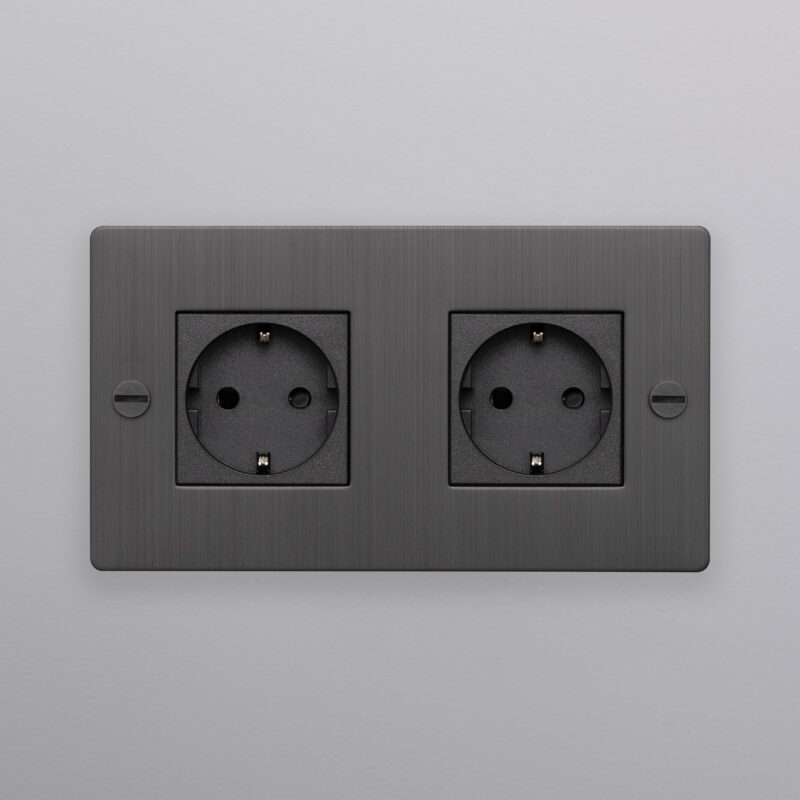 2G Euro Stikkontakt | Bruneret messing - Image 2