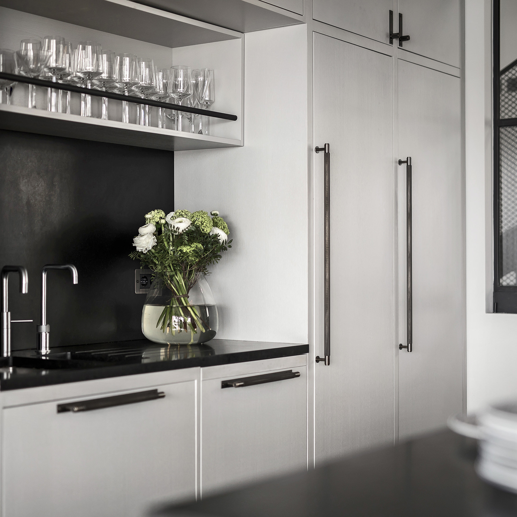 Closet Bar | greb | bruneret messing - Image 2