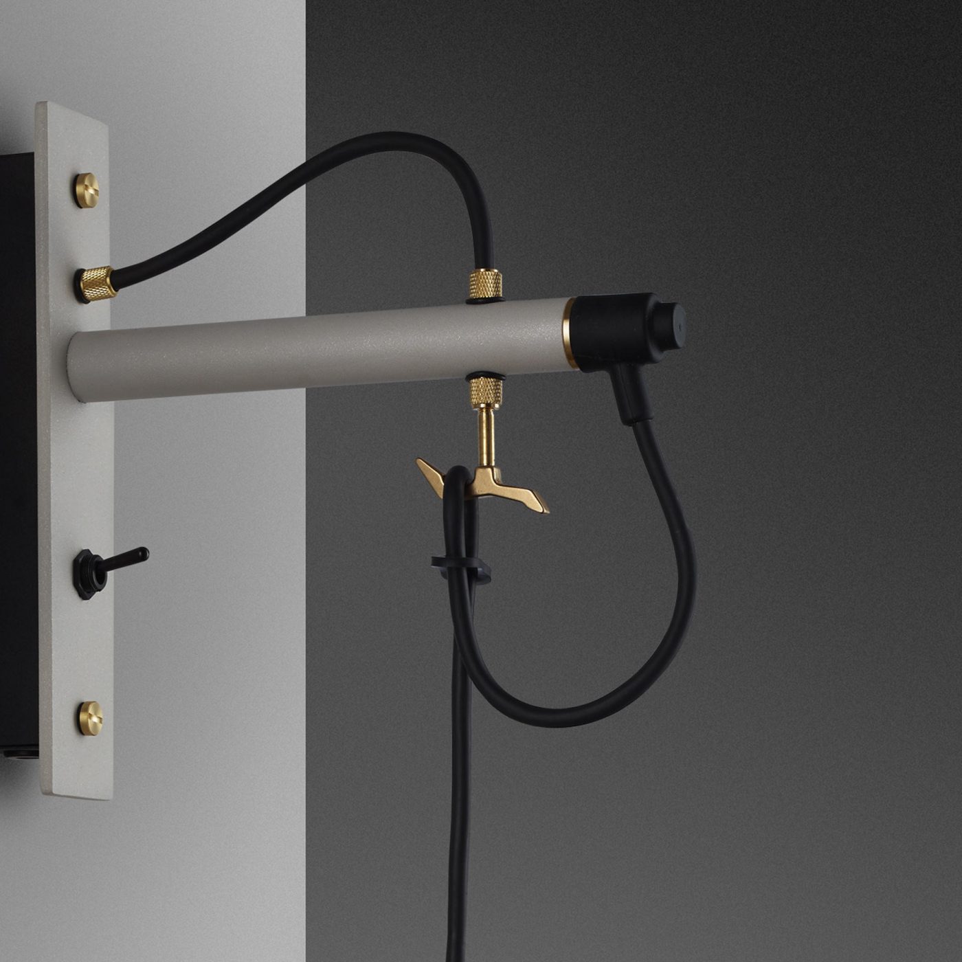 Hooked Wall | Large | Stone/messing - Image 3