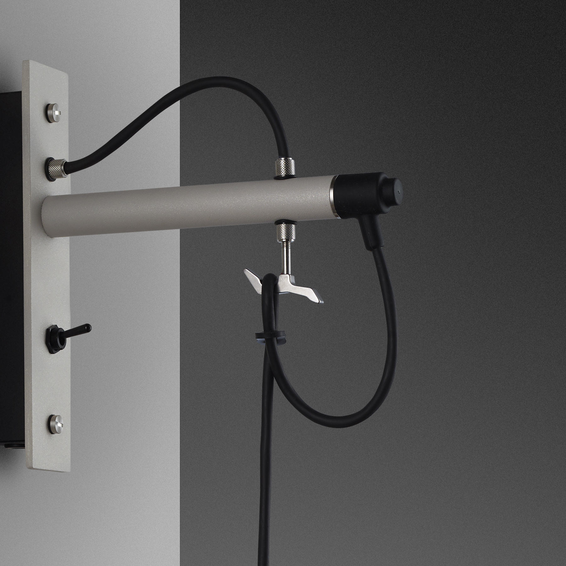 Hooked Wall | Large | Stone/Stål - Image 3